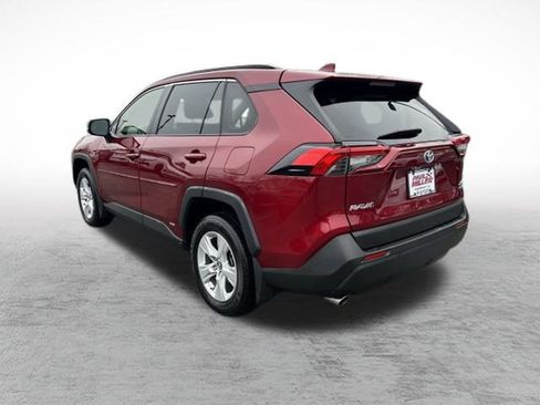 Used 2019 Toyota RAV4 XLE image 5