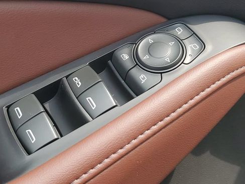 Used 2021 Buick Enclave Avenir w/ Trailering Package, 5000 lbs. AWD/4WD image 24