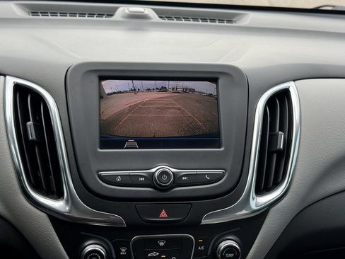 Used 2020 Chevrolet Equinox LS w/ LS Convenience Package FWD image 30