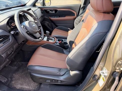 Used 2025 Subaru Forester Touring AWD/4WD image 7
