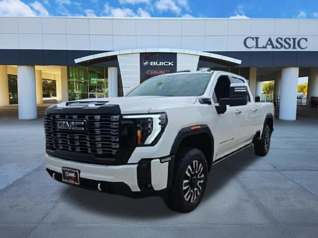 Used 2025 GMC Sierra 2500 Denali Ultimate AWD/4WD image 3