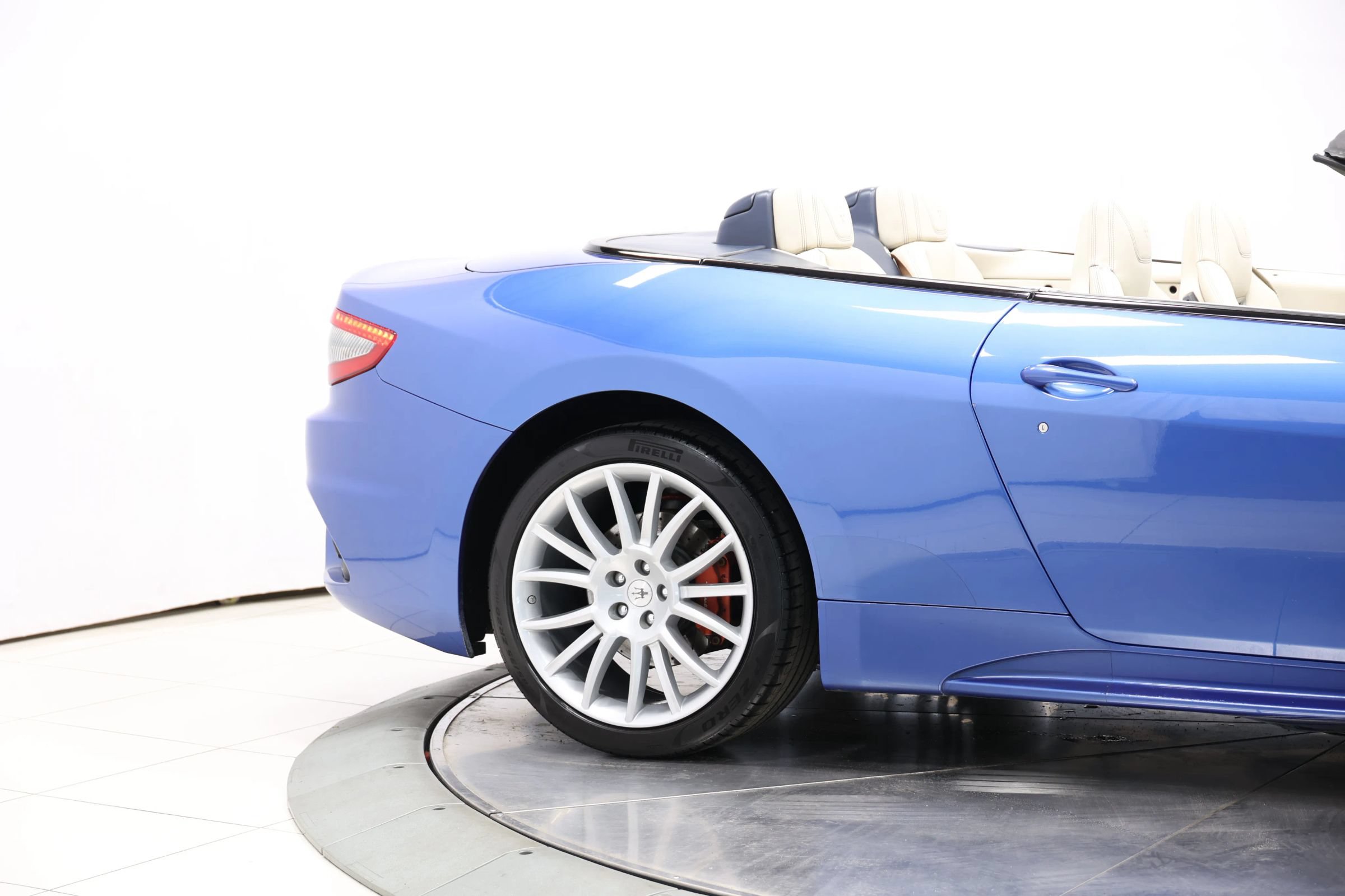 Used 2018 Maserati GranTurismo Sport RWD image 66