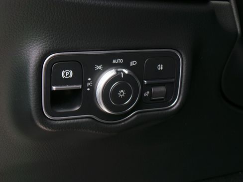 Used 2025 Mercedes-Benz G 63 AMG 4MATIC w/ Manufactur Interior Package image 36