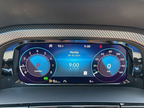 Used 2024 Volkswagen Atlas Cross Sport SEL Premium R-Line image 19