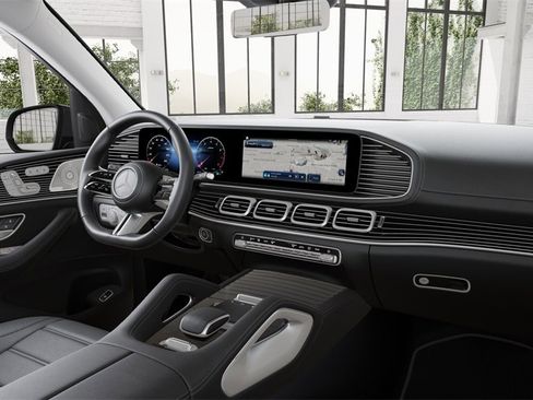 New 2025 Mercedes-Benz GLS 450 4MATIC image 41