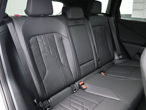 Used 2025 BMW X3 xDrive30i w/ Convenience Package image 25