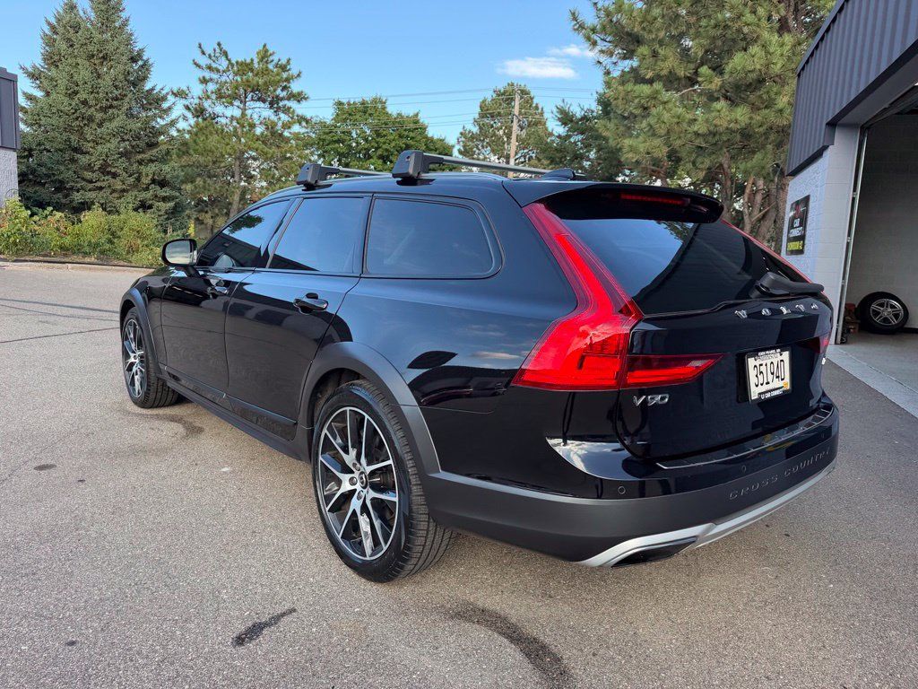 Used 2020 Volvo V90 T6 Cross Country w/ Protection Package Premier AWD/4WD image 11