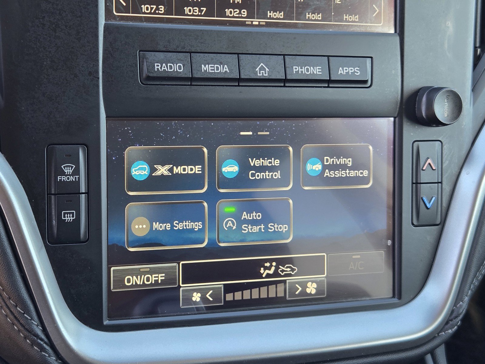 Certified 2025 Subaru Outback AWD/4WD image 18