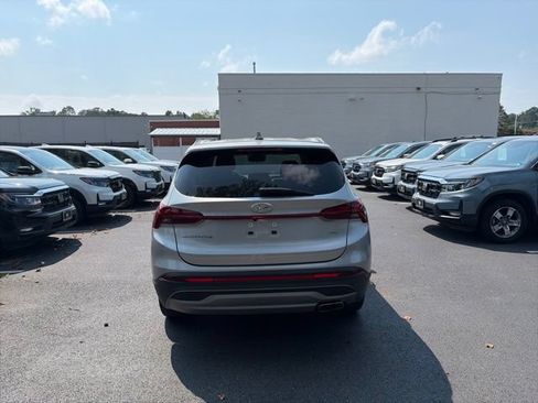 Used 2023 Hyundai Santa Fe SE AWD/4WD image 6
