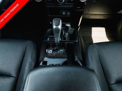 Certified 2024 Toyota 4Runner TRD Off-Road Premium w/ Off Road Premium Plus Package AWD/4WD image 25