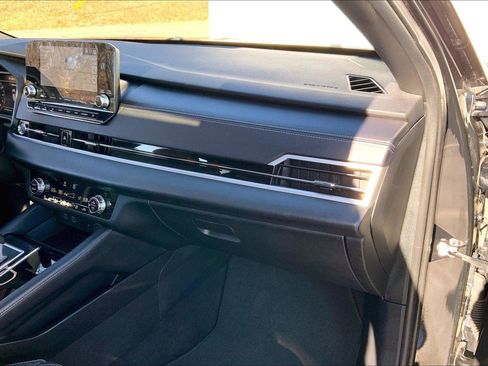 Used 2023 Mitsubishi Outlander SEL Black Edition image 15