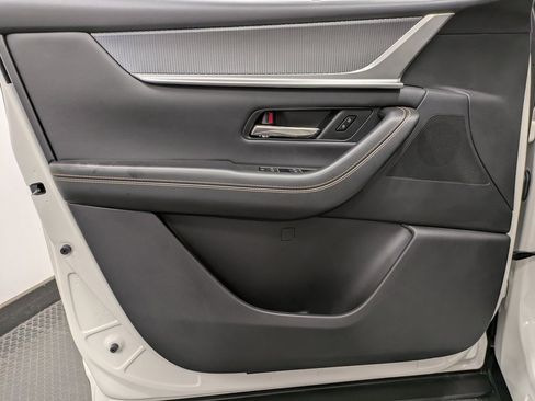 Certified 2024 MAZDA CX-90 Plug-In Hybrid w/ Premium Pkg image 8