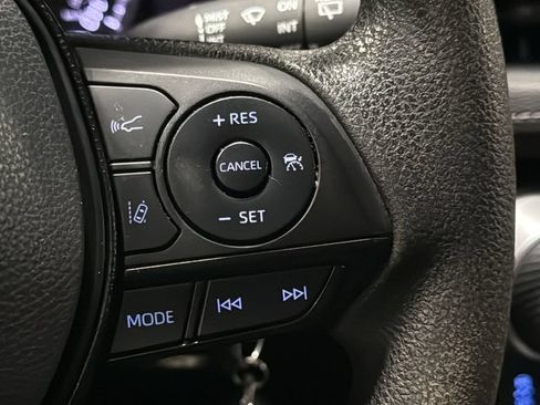 Used 2020 Toyota RAV4 LE w/ All Weather Liner Package AWD/4WD image 23