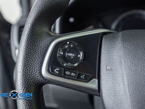 Used 2019 Honda CR-V LX image 14