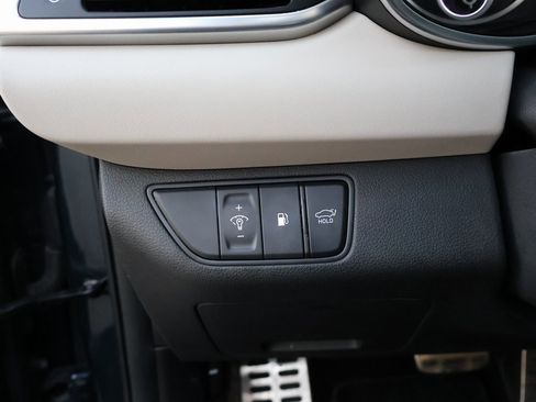 Used 2023 Genesis G70 3.3T w/ Sport Prestige Package image 42