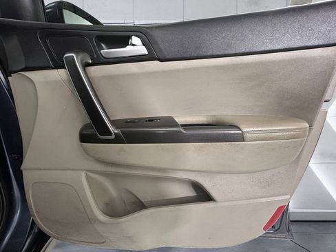 Used 2020 Kia Sportage LX image 15