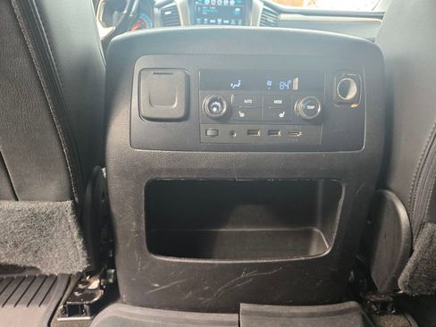 Used 2018 GMC Yukon XL Denali w/ Denali Ultimate Package image 15