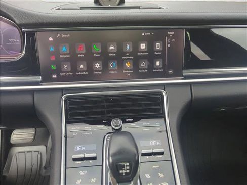 Used 2022 Porsche Panamera 4 w/ Premium Package image 16