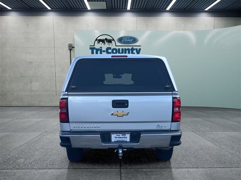 Used 2018 Chevrolet Silverado 1500 LT w/ All Star Edition image 6