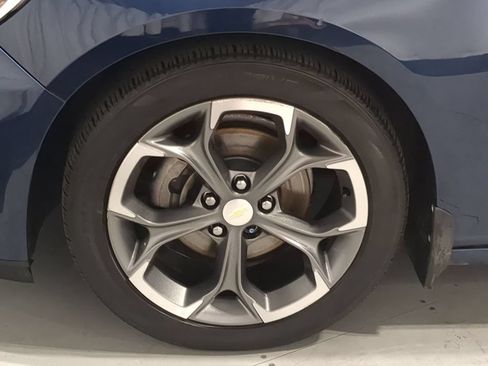 Used 2020 Chevrolet Malibu LT FWD image 17