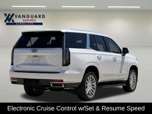 Used 2021 Cadillac Escalade Premium Luxury AWD/4WD image 10