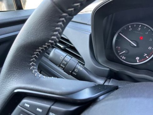 Used 2025 Subaru Forester Premium image 24