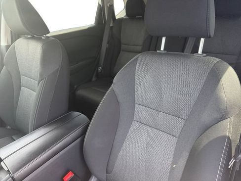 Used 2025 Nissan Rogue SV AWD/4WD image 15