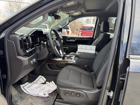 Used 2024 GMC Sierra 1500 Elevation AWD/4WD image 10