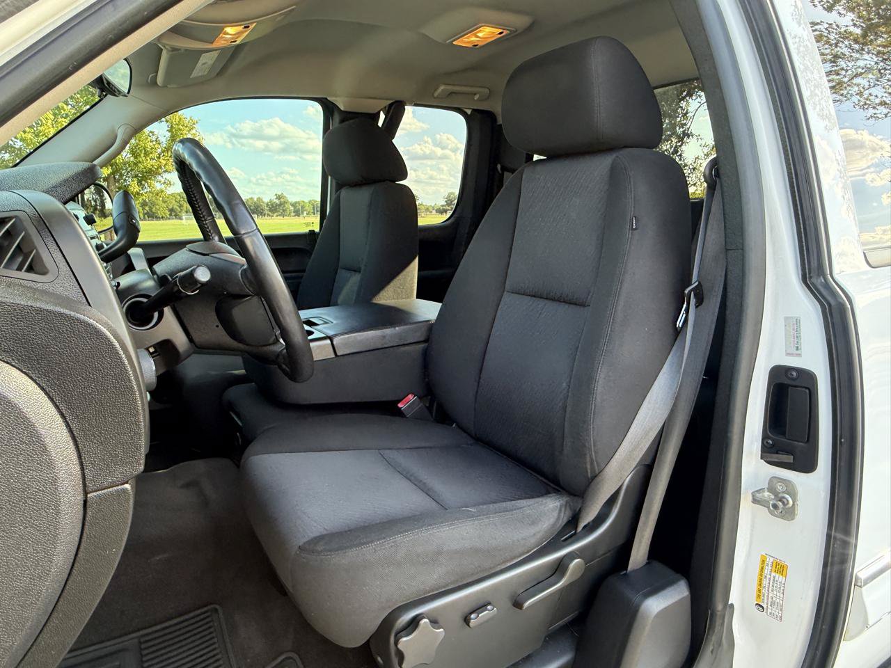 Used 2010 GMC Sierra 1500 SLE w/ Texas Edition RWD image 15