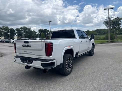 Used 2024 GMC Sierra 2500 Denali Ultimate AWD/4WD image 7