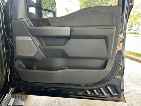 Used 2026 Ford F350 Lariat AWD/4WD image 31