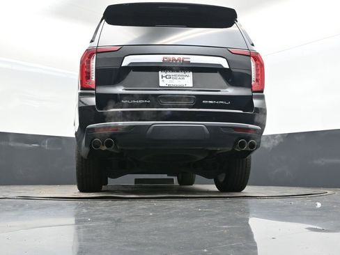 Used 2021 GMC Yukon Denali w/ Denali Premium Package image 47