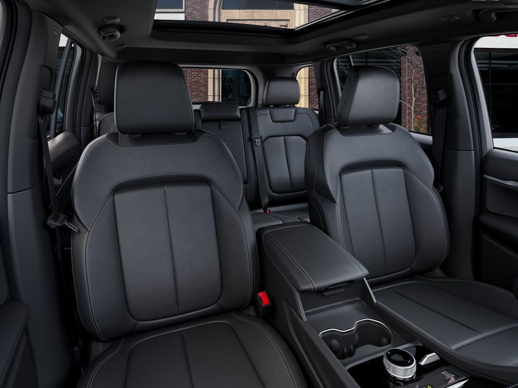New 2026 Jeep Grand Cherokee Limited w/ Limited Altitude Package AWD/4WD image 16