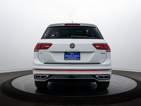 Used 2024 Volkswagen Tiguan SEL R-Line image 26