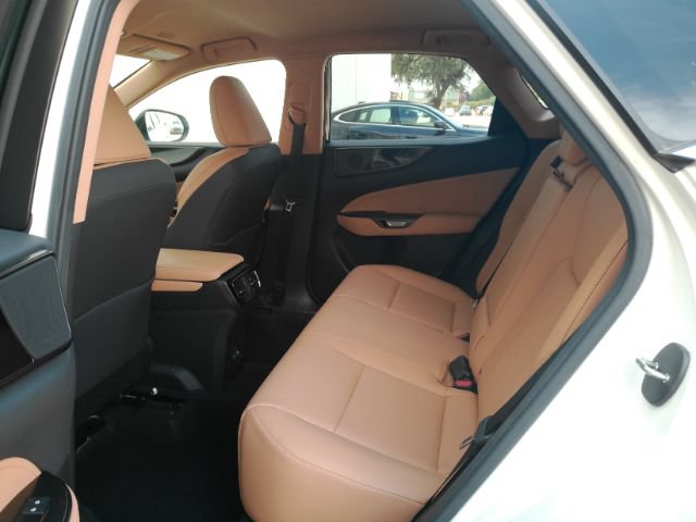 Used 2024 Lexus NX 250 FWD image 19