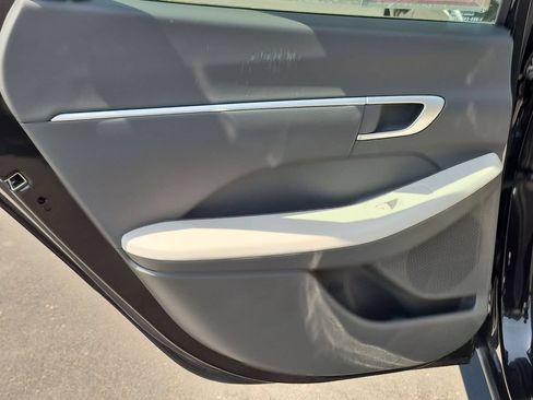 Used 2025 Hyundai Sonata SEL FWD image 27