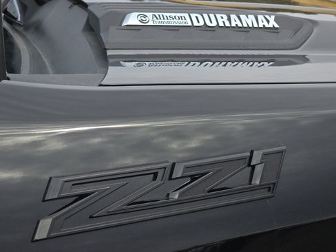 Used 2024 Chevrolet Silverado 2500 LTZ w/ LTZ Plus Package image 52