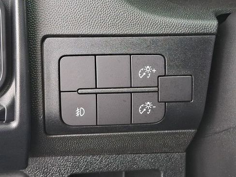 Used 2025 RAM ProMaster 2500 w/ Convenience Group FWD image 24