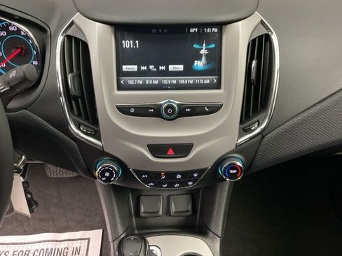 Used 2016 Chevrolet Cruze LS image 17