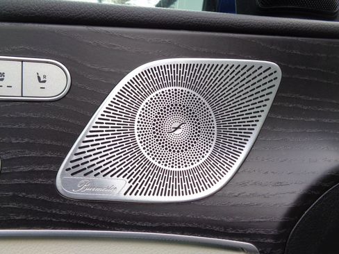 Used 2021 Mercedes-Benz GLE 450 4MATIC w/ AMG Line Exterior image 14