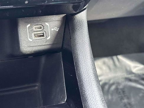 Certified 2022 Jeep Compass Limited image 29