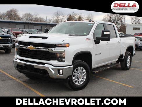 Used 2024 Chevrolet Silverado 2500 LT w/ Convenience Package image 1