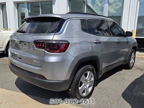 Used 2022 Jeep Compass Latitude w/ Convenience Group AWD/4WD image 5