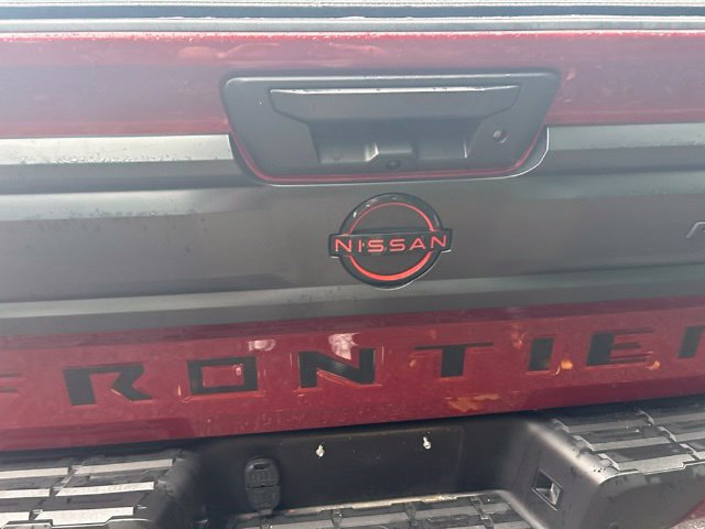 Used 2025 Nissan Frontier PRO-4X w/ Pro Convenience Package AWD/4WD image 16