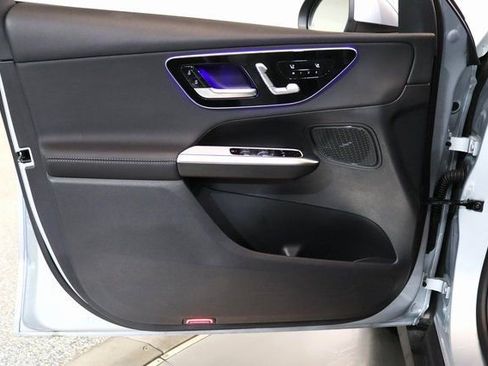 Certified 2025 Mercedes-Benz GLC 300 4MATIC image 18