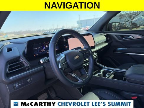 Used 2024 Chevrolet Traverse LT image 55