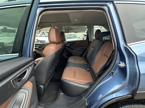 Used 2023 Subaru Forester Touring image 32
