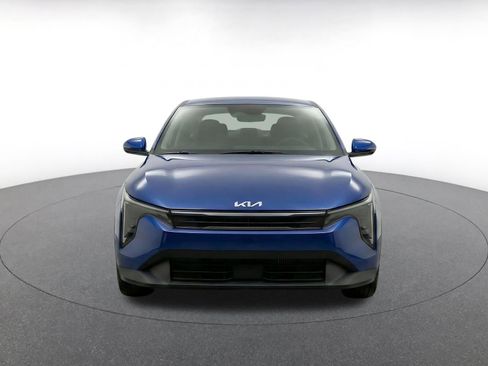 Used 2025 Kia K4 FWD image 2