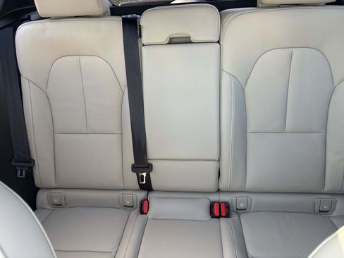 Certified 2023 Volvo XC40 B5 Plus w/ Driver Assist Package image 30