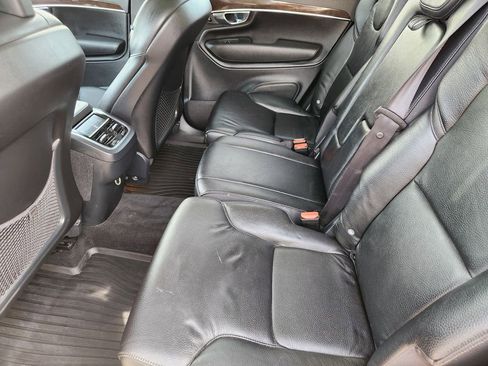 Used 2016 Volvo XC90 T6 Momentum image 29